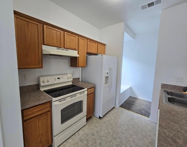 1705 Tabasco Plaza - Photo Thumbnail 3