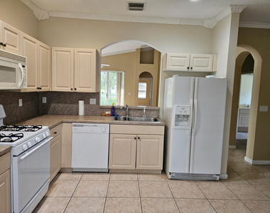 394 Nw Breezy Point Loop - Photo Thumbnail 11