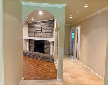 2945 Kerry Lane - Photo Thumbnail 27