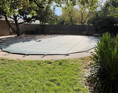 2945 Kerry Lane - Photo Thumbnail 42