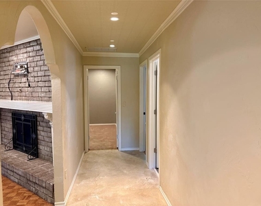 2945 Kerry Lane - Photo Thumbnail 26