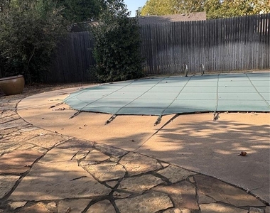 2945 Kerry Lane - Photo Thumbnail 40