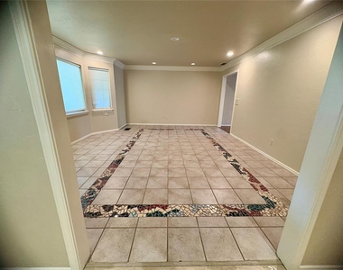 2945 Kerry Lane - Photo Thumbnail 28