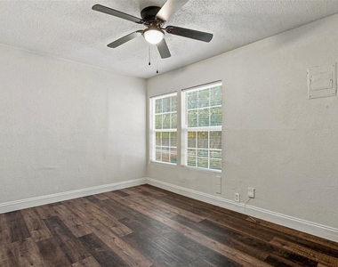 4363 Lisbon Street - Photo Thumbnail 18