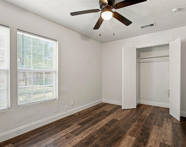 4363 Lisbon Street - Photo Thumbnail 19