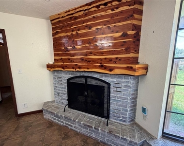 2517 Chateau Drive - Photo Thumbnail 24