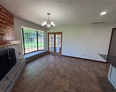 2517 Chateau Drive - Photo Thumbnail 23