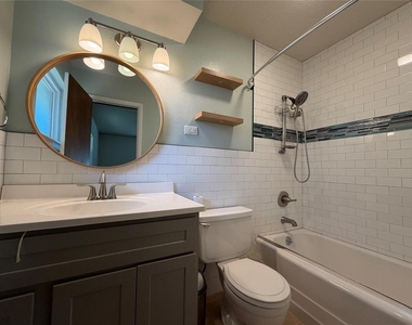 2517 Chateau Drive - Photo Thumbnail 16
