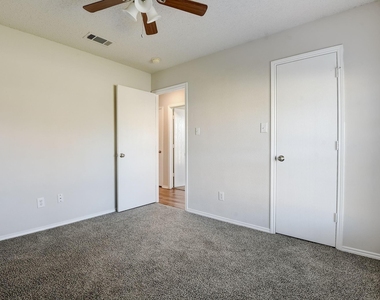 1903 Bertram Drive - Photo Thumbnail 12