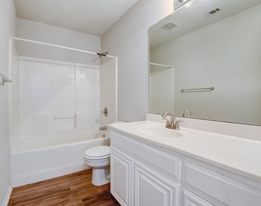 1903 Bertram Drive - Photo Thumbnail 10