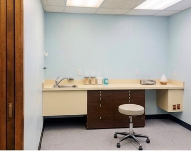 7300 S Western Avenue - Photo Thumbnail 30