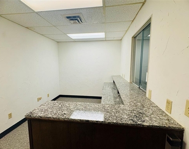 7300 S Western Avenue - Photo Thumbnail 23