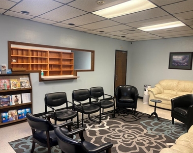 7300 S Western Avenue - Photo Thumbnail 10