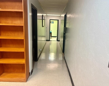 7300 S Western Avenue - Photo Thumbnail 3
