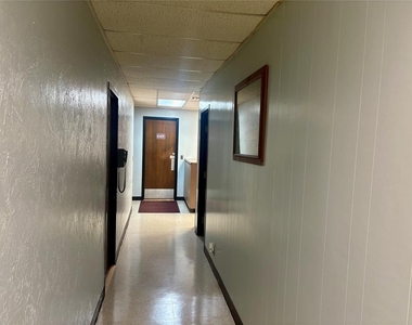 7300 S Western Avenue - Photo Thumbnail 7