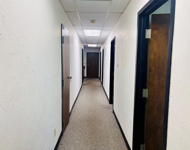 7300 S Western Avenue - Photo Thumbnail 18
