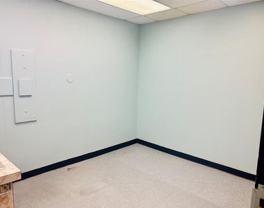 7300 S Western Avenue - Photo Thumbnail 13