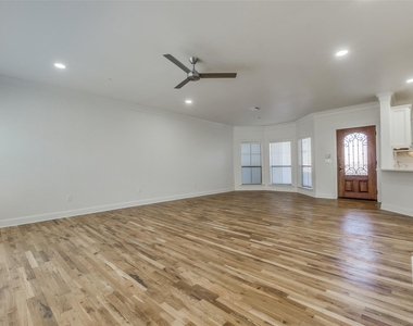 4210 Prescott - Photo Thumbnail 6