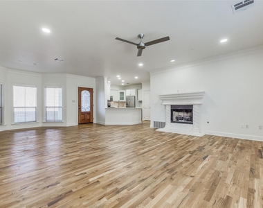 4210 Prescott - Photo Thumbnail 2