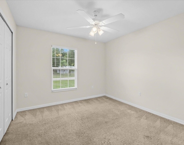 8736 98th Court - Photo Thumbnail 11