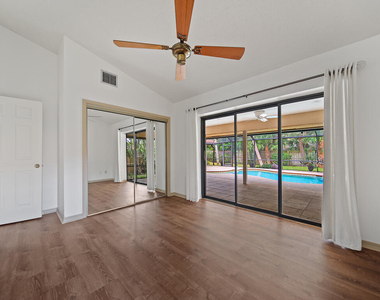 9 W High Point Road - Photo Thumbnail 14
