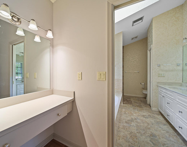 9 W High Point Road - Photo Thumbnail 11