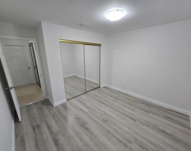 840 Nw 48th Avenue - Photo Thumbnail 15