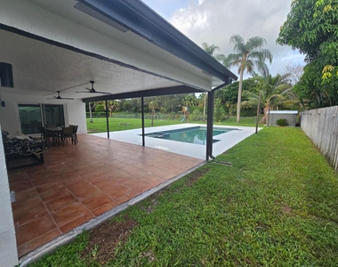 840 Nw 48th Avenue - Photo Thumbnail 10