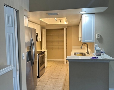 4197 N Haverhill Road - Photo Thumbnail 7