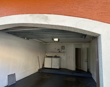 4197 N Haverhill Road - Photo Thumbnail 15