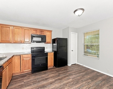 846 Trinity Lane - Photo Thumbnail 1