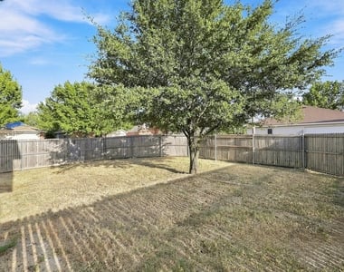 846 Trinity Lane - Photo Thumbnail 6