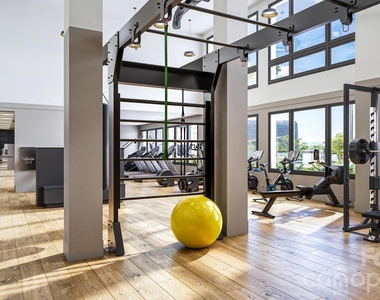 255 W Bland Street - Photo Thumbnail 14