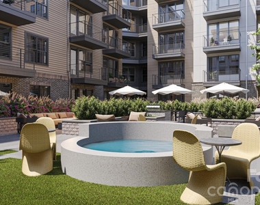 255 W Bland Street - Photo Thumbnail 17