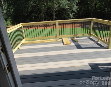 820 Horseshoe Lake Road - Photo Thumbnail 18