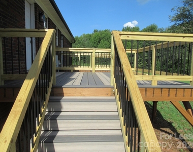 820 Horseshoe Lake Road - Photo Thumbnail 19