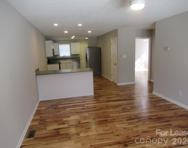 820 Horseshoe Lake Road - Photo Thumbnail 3