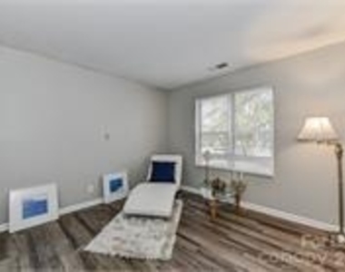307 Hoskins Mill Lane - Photo Thumbnail 3