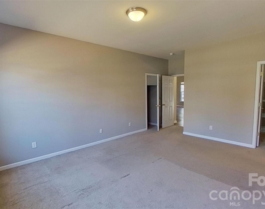 10730 Yellow Tail Court - Photo Thumbnail 12