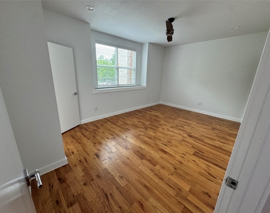 1625 Cleaver Street - Photo Thumbnail 10