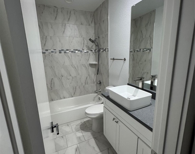 1625 Cleaver Street - Photo Thumbnail 16