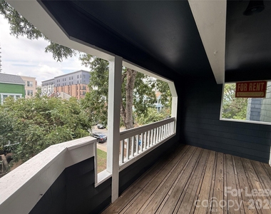 415 W 8th Street - Photo Thumbnail 8