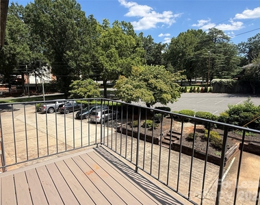 1014 Queens Road - Photo Thumbnail 11
