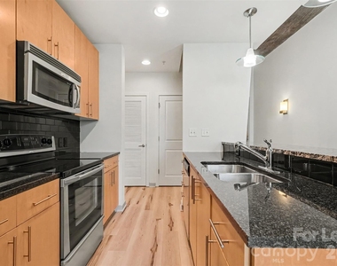 210 N Church Street - Photo Thumbnail 8