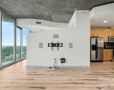 210 N Church Street - Photo Thumbnail 3
