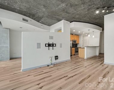 210 N Church Street - Photo Thumbnail 2