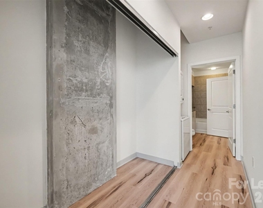 210 N Church Street - Photo Thumbnail 11