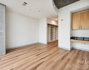 210 N Church Street - Photo Thumbnail 23