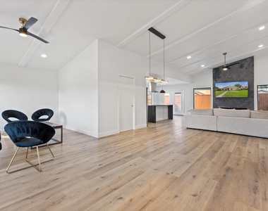 3404 Newkirk Drive - Photo Thumbnail 10
