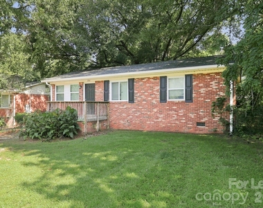 2746 Mary Avenue - Photo Thumbnail 1